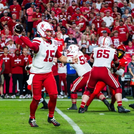 Dylan Raiola throws the ball